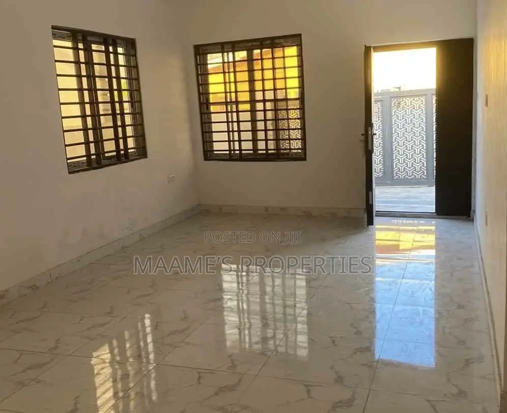 3bdrm House in Spintex for sale