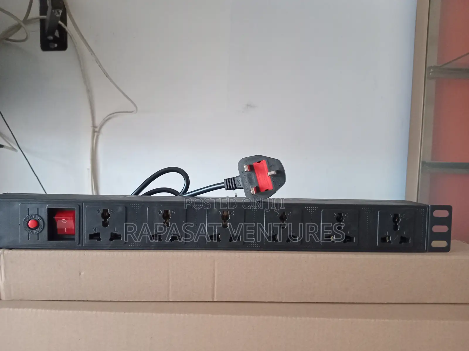 Power Distribution Unit 6 Way Plastic (Pdu)