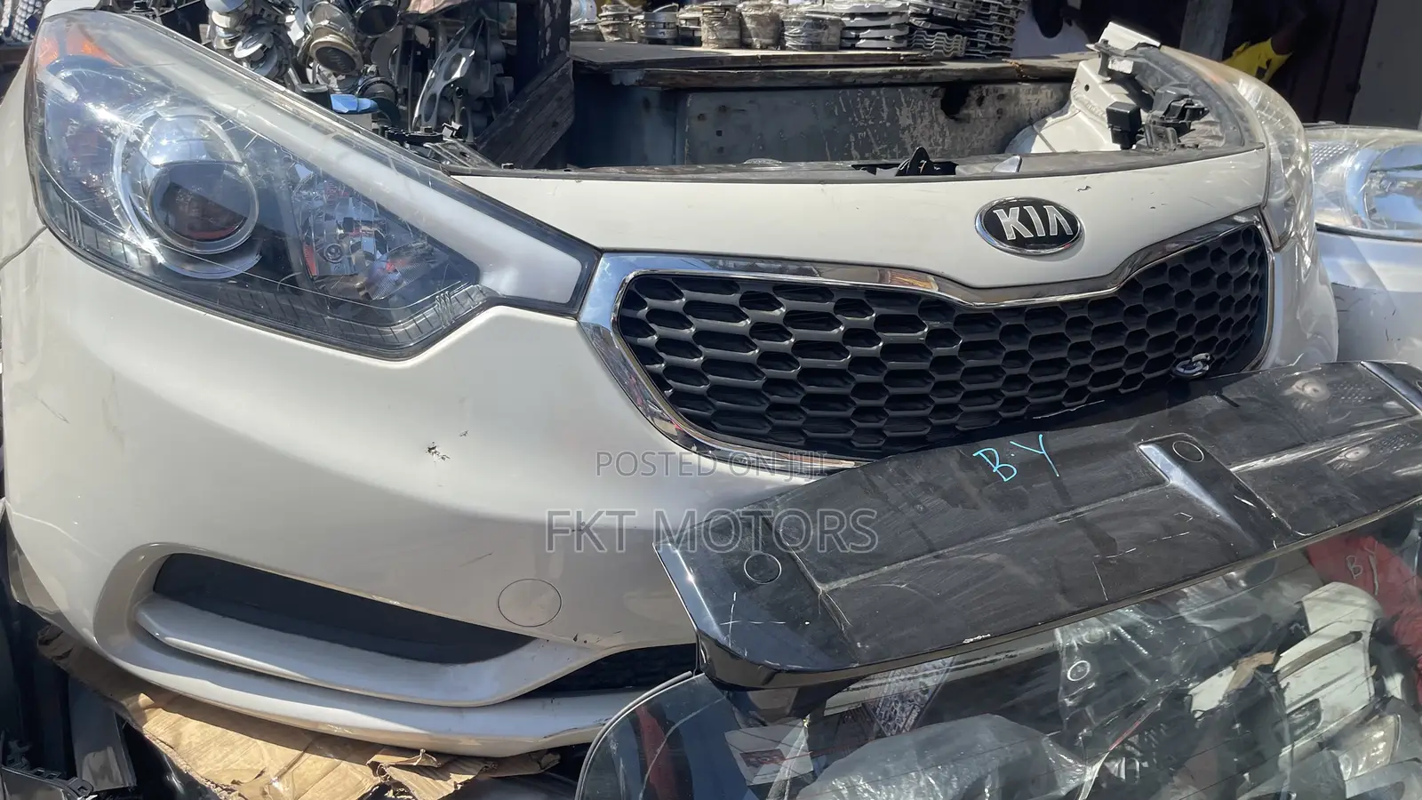 Kia Cerato/Forte Front Cut 2013/2014/2015