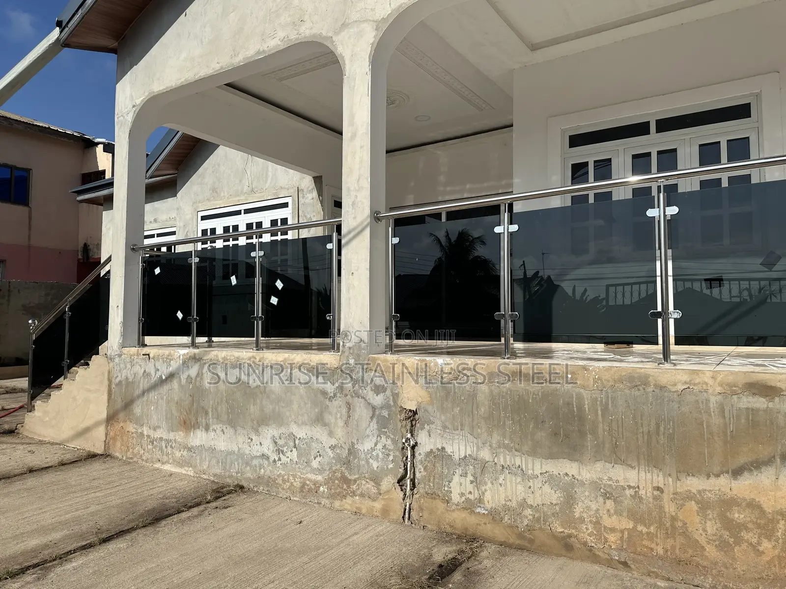 Stainless and Glass Balustrade Design