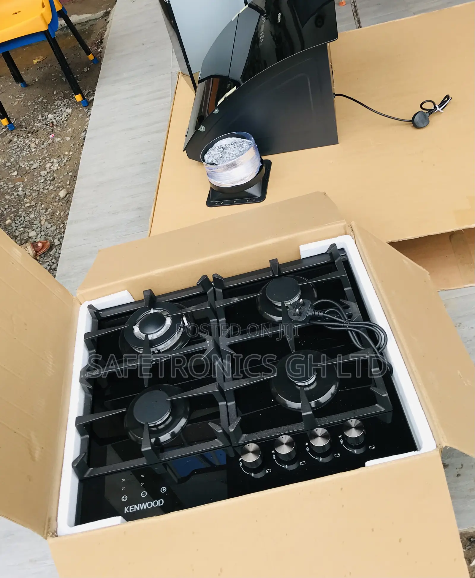 Get Essential 60cm Kenwood Screen Touch 4 Gas Cooker