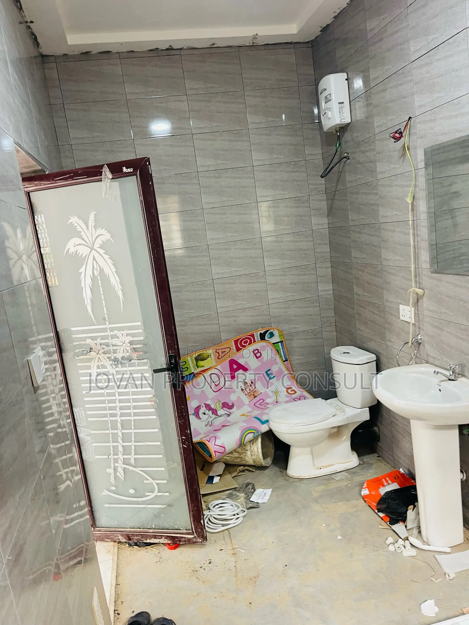 3bdrm House in Ofankor Barrier, Achimota for sale