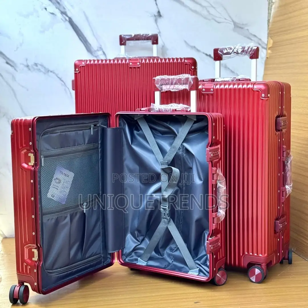 Quality Luxurious Suitcases Set