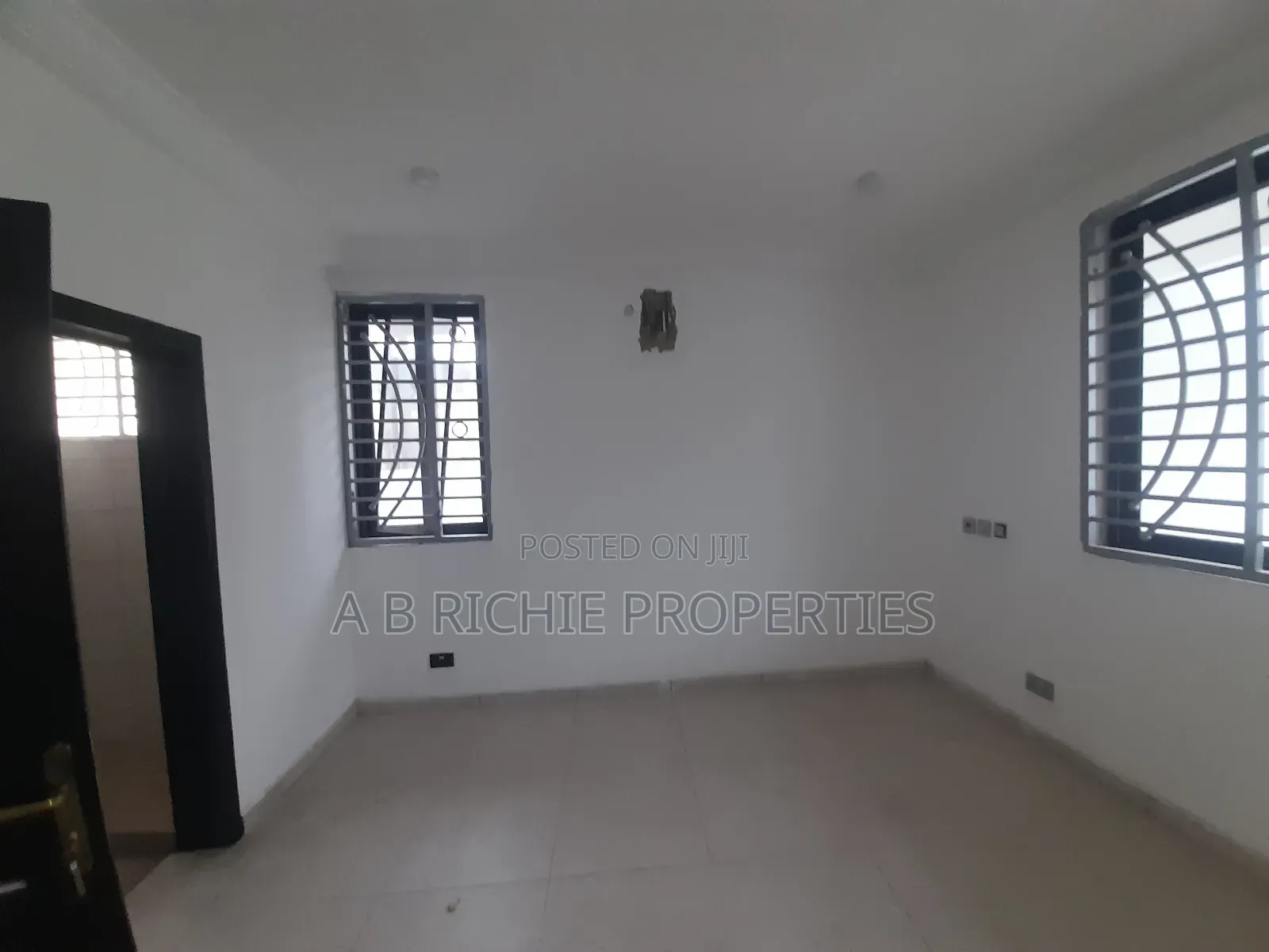 4bdrm House in Ab Richie Properties, Baatsona Total for sale