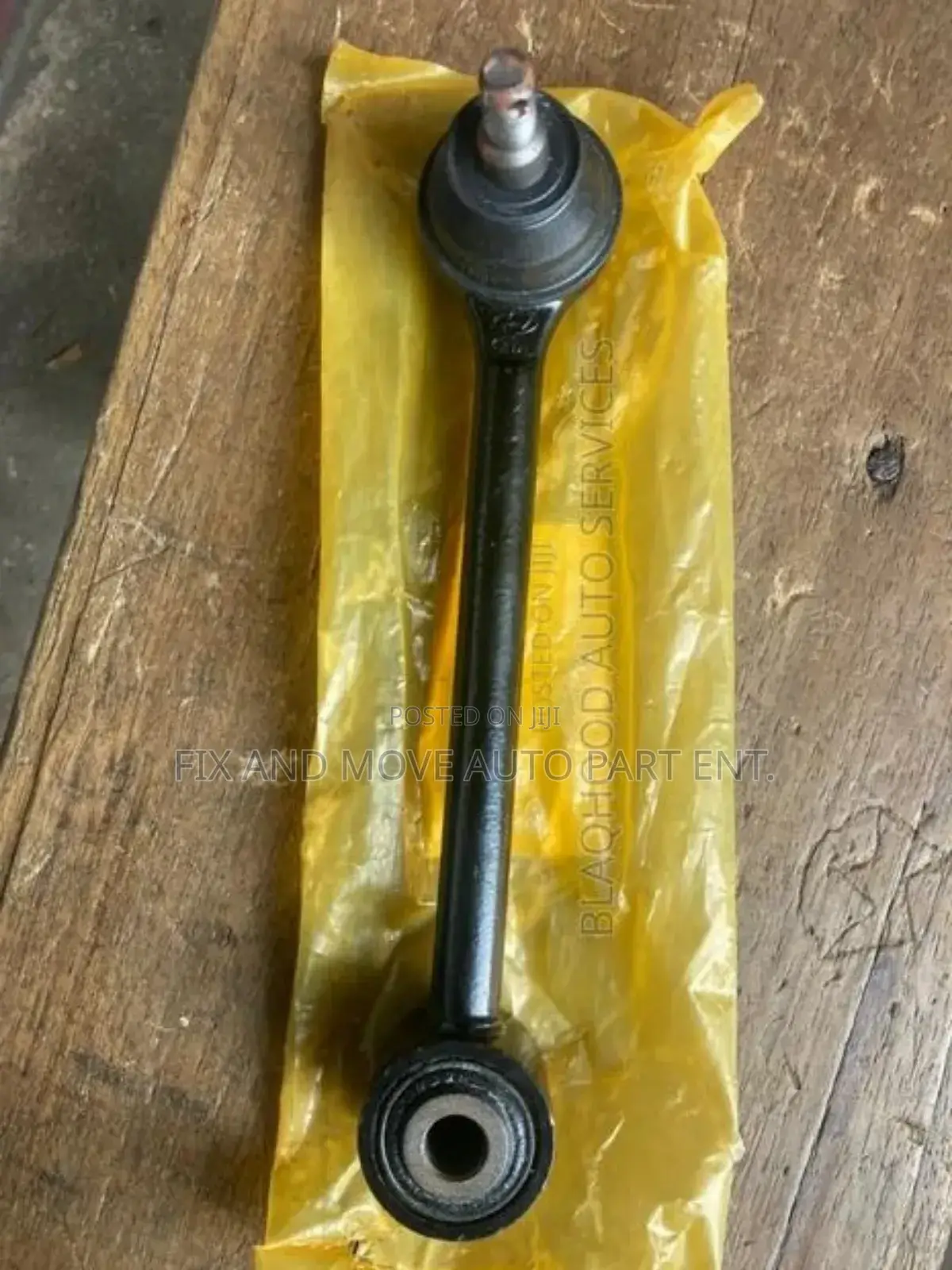 Hyundai Tucson 2011-2014 Brand New Back LINK BAR Available
