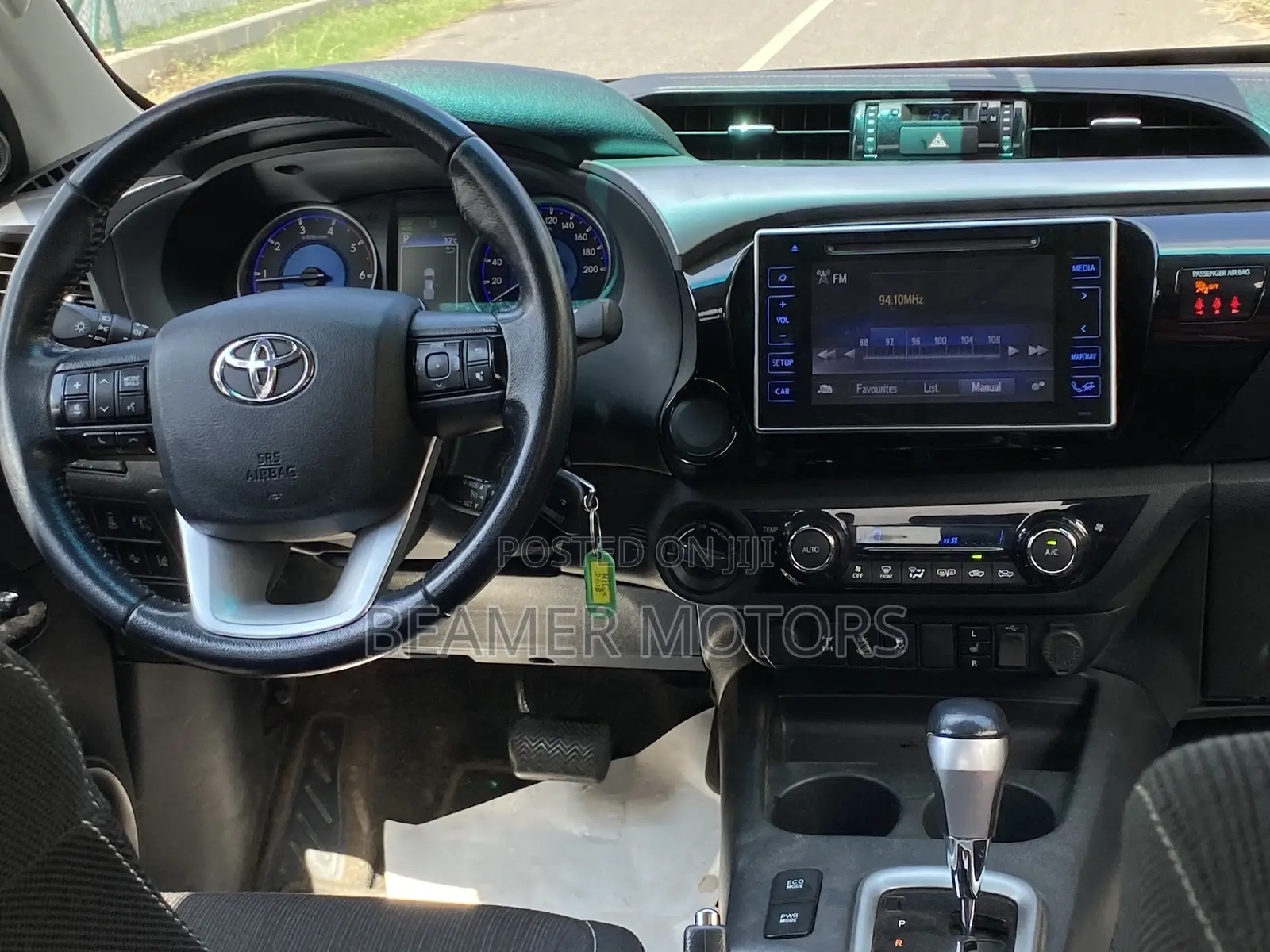 Toyota Hilux Revo Smart Cab Petrol 2.7 RWD 2018 Blue