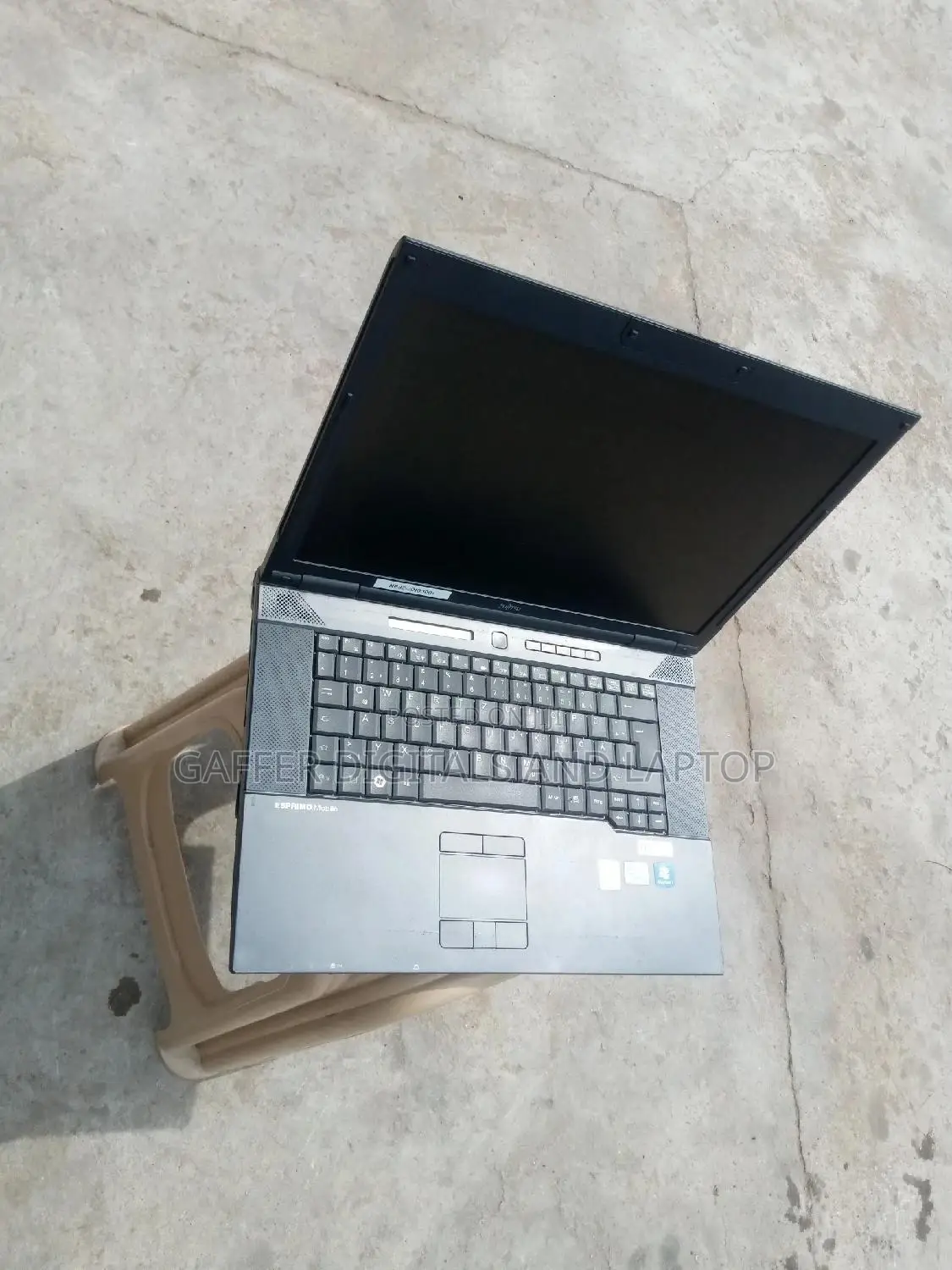 New Laptop Fujitsu Amilo Pa3553 4GB Intel Core 2 Duo HDD 320GB