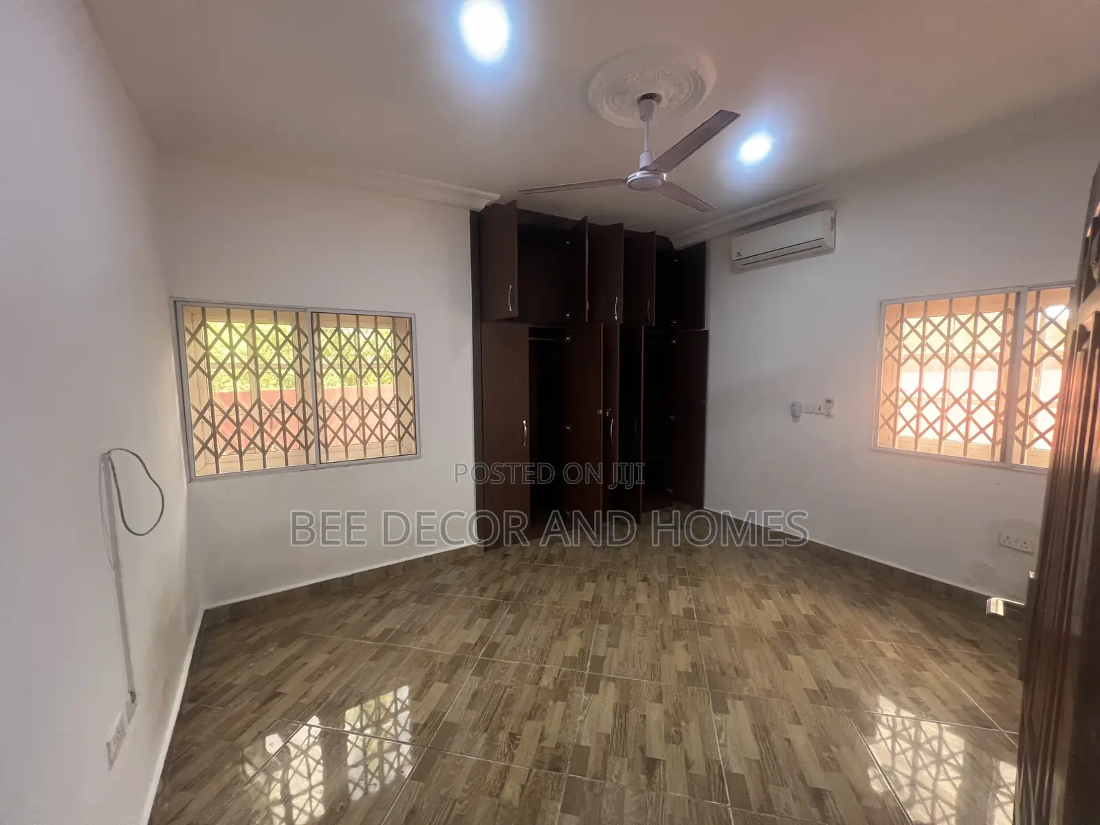 3bdrm Apartment in Bee Decor & Homes, Old Ashomang for rent