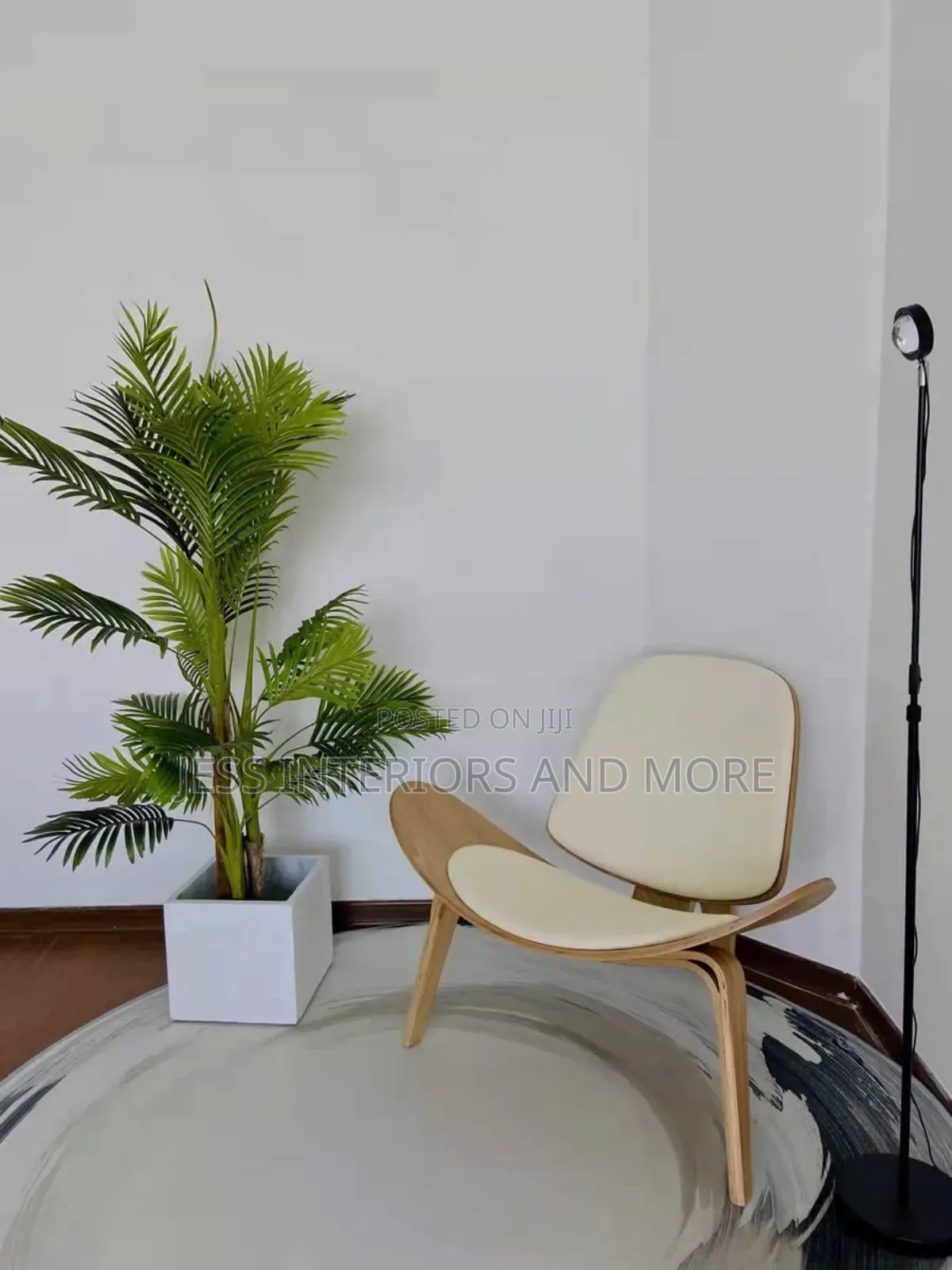 Accent Chair (White)
