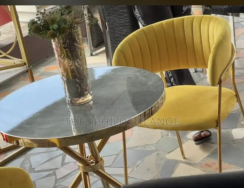Multipurpose Bar / Dining Table and Chair