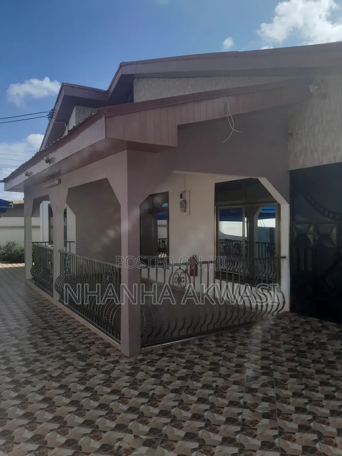 Furnished 5bdrm House in Klagon Police ๐, Tema Metropolitan for rent