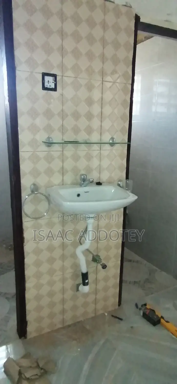 2bdrm Apartment in Spintex Bastona for rent