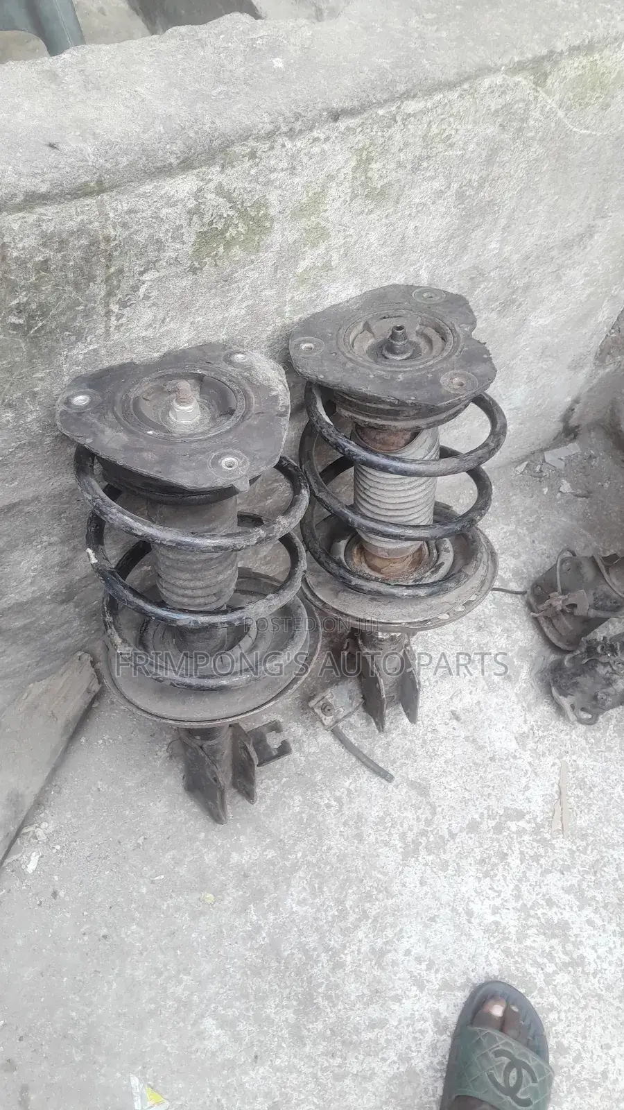 Nissan Altima 3.5 2015 Front Shocks Absorbers