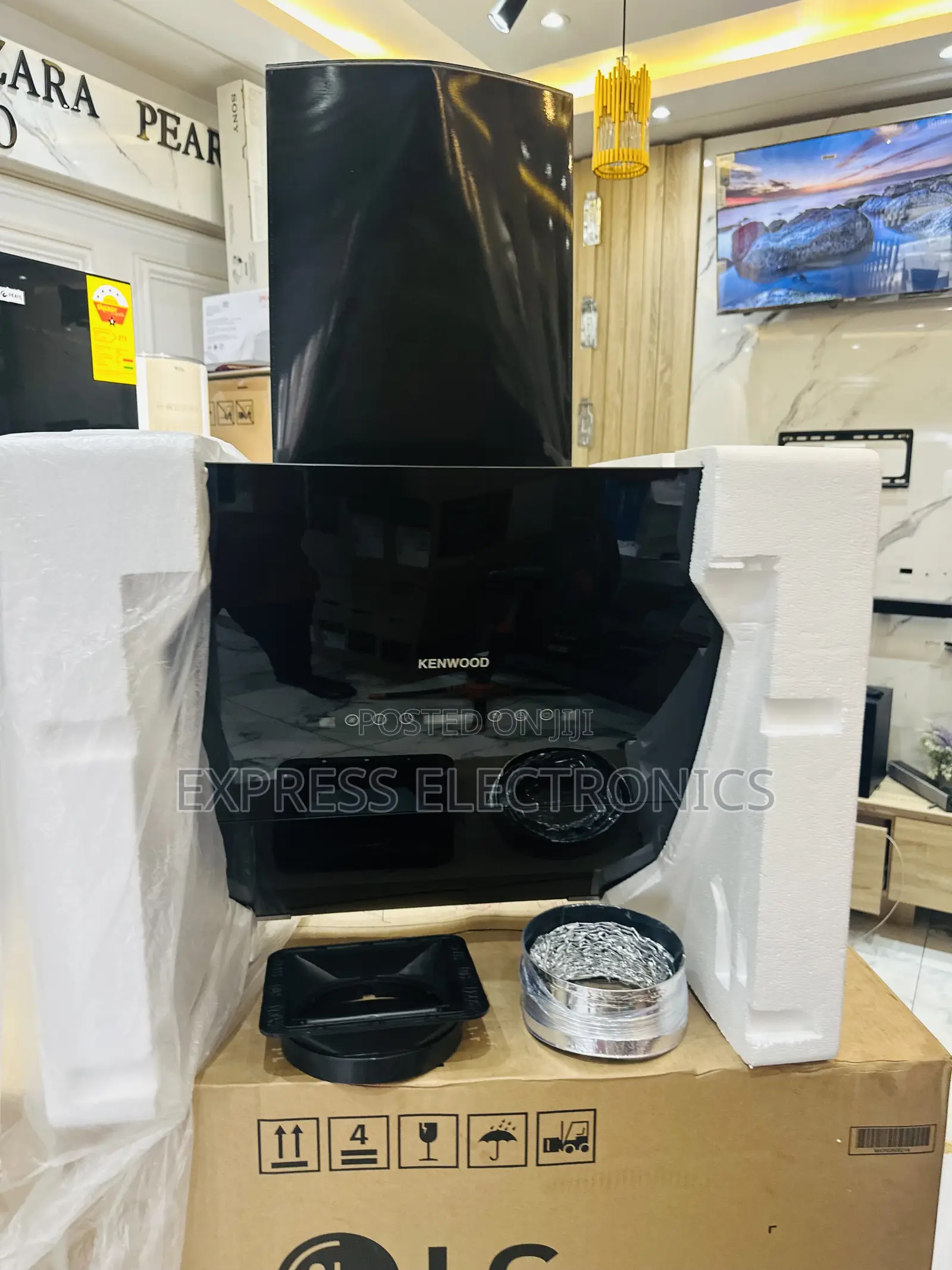 Zealous Sleek Heat Extractor Kenwood Black