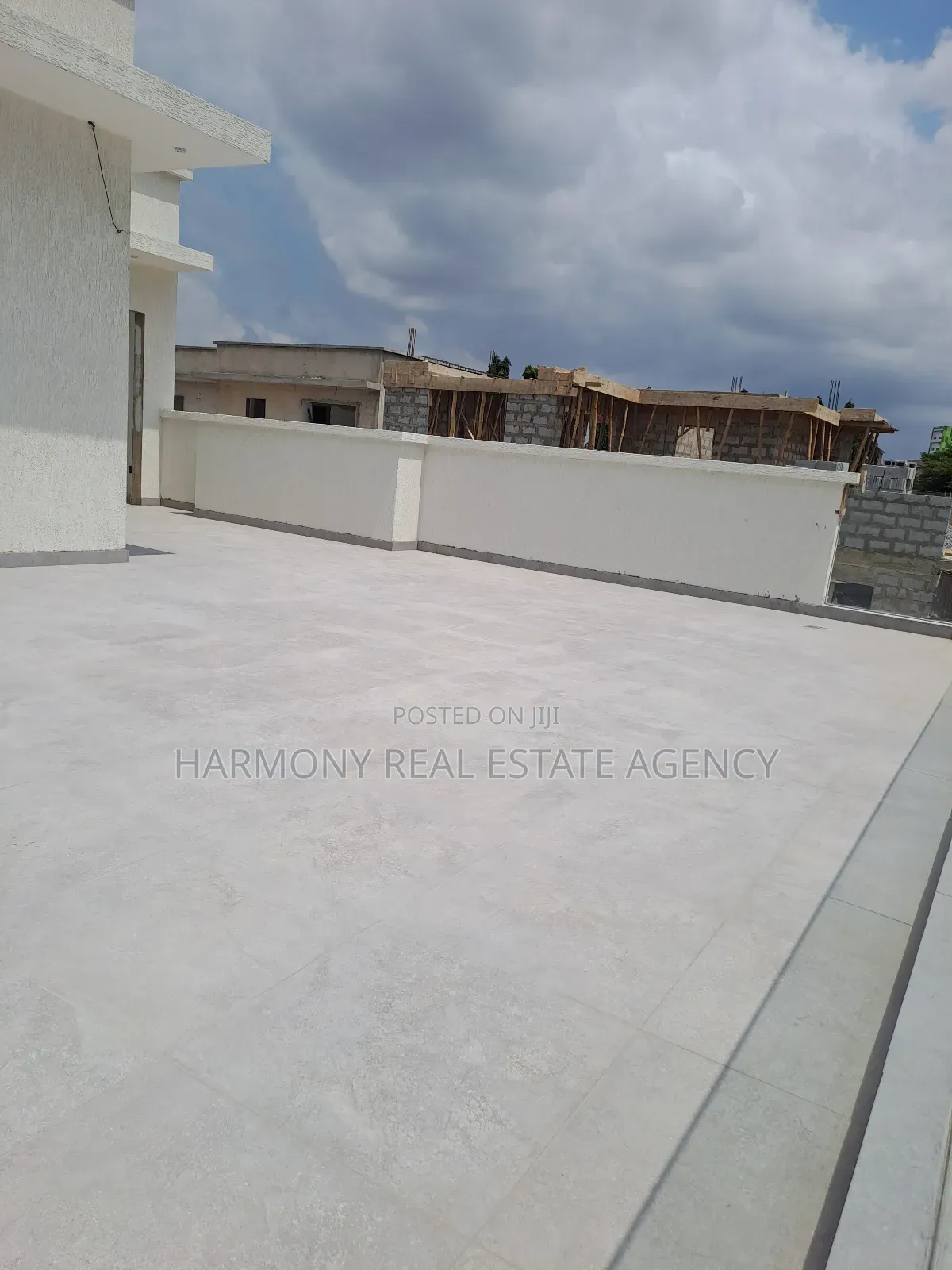 4bdrm House in Airport Residential Area for rent