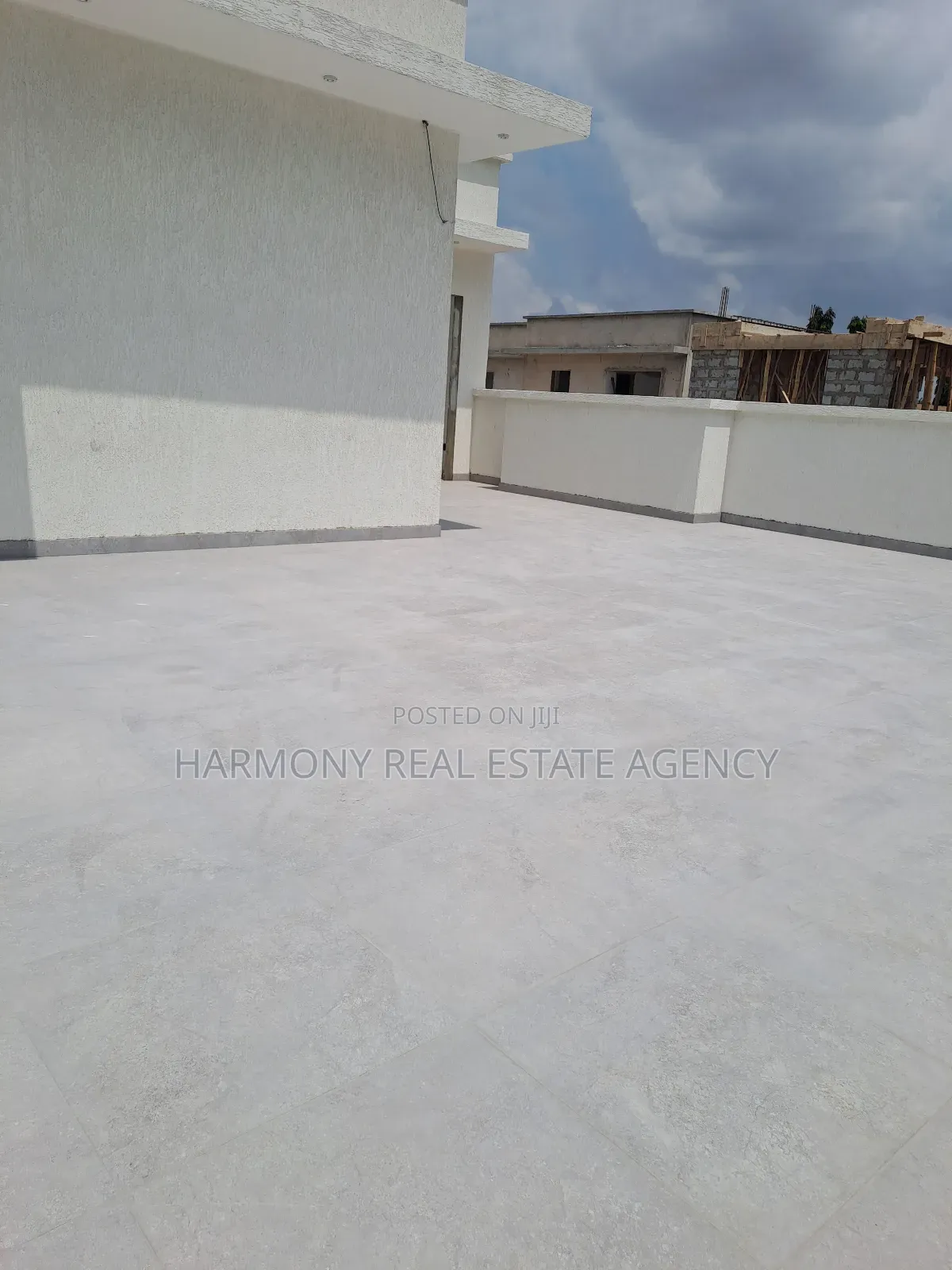 4bdrm House in Airport Residential Area for rent