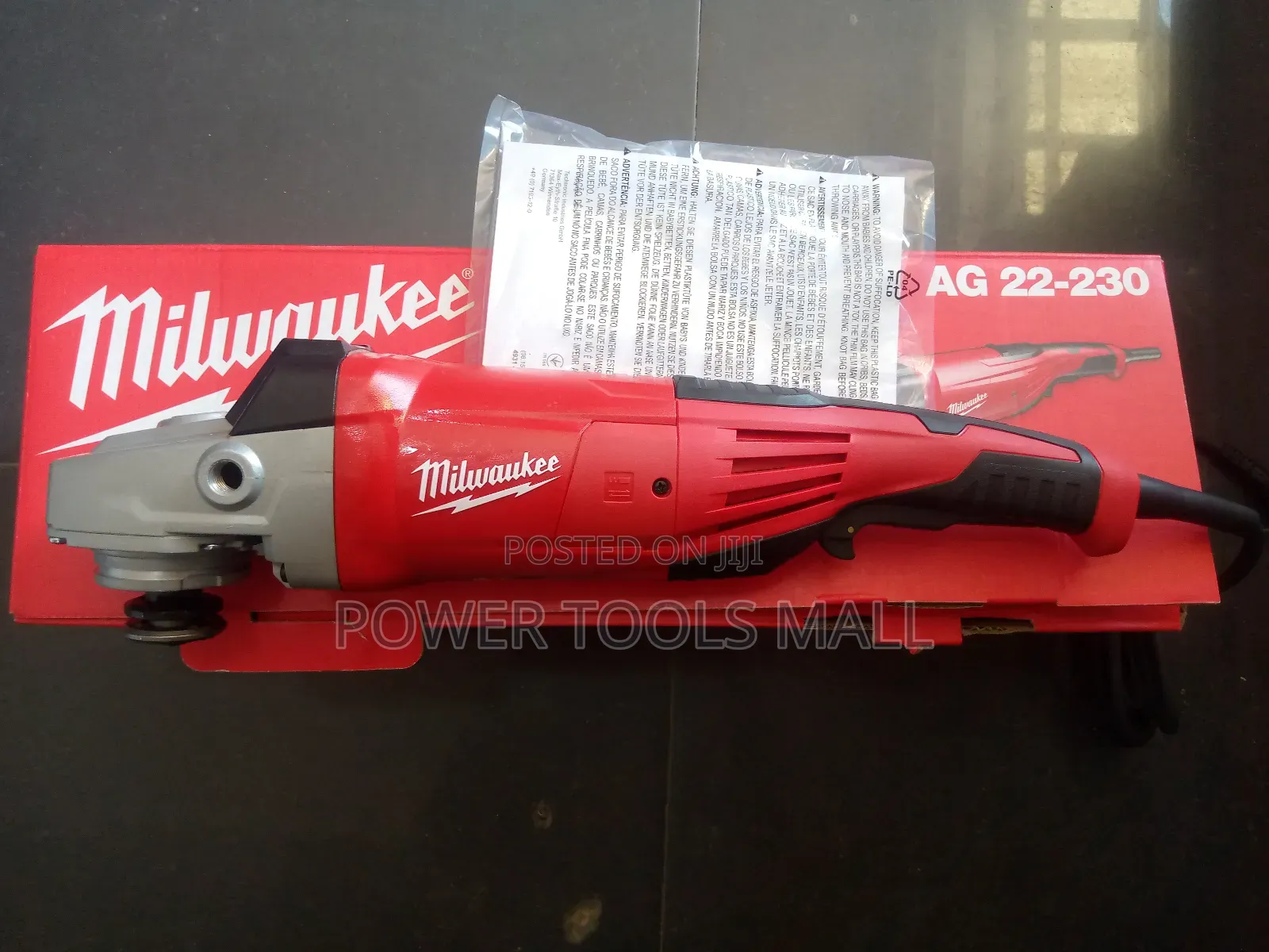 Milwaukee Angle Grinder 2,200w