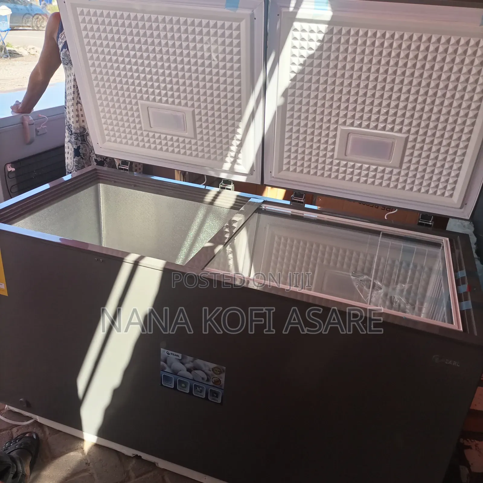 Pearl 400litres Chest Freezer