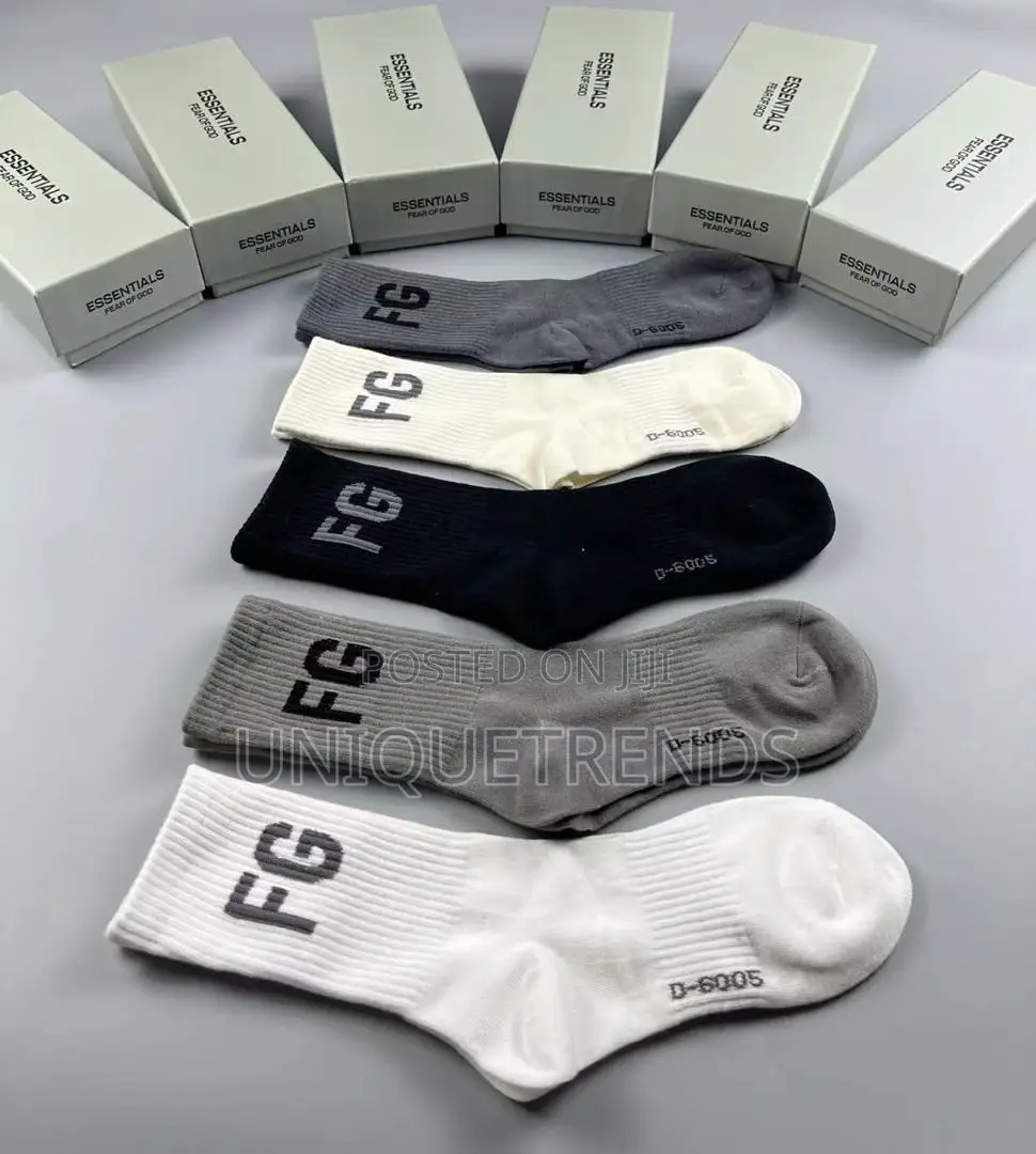 Branded Quality 5 in 1 Socks Set
