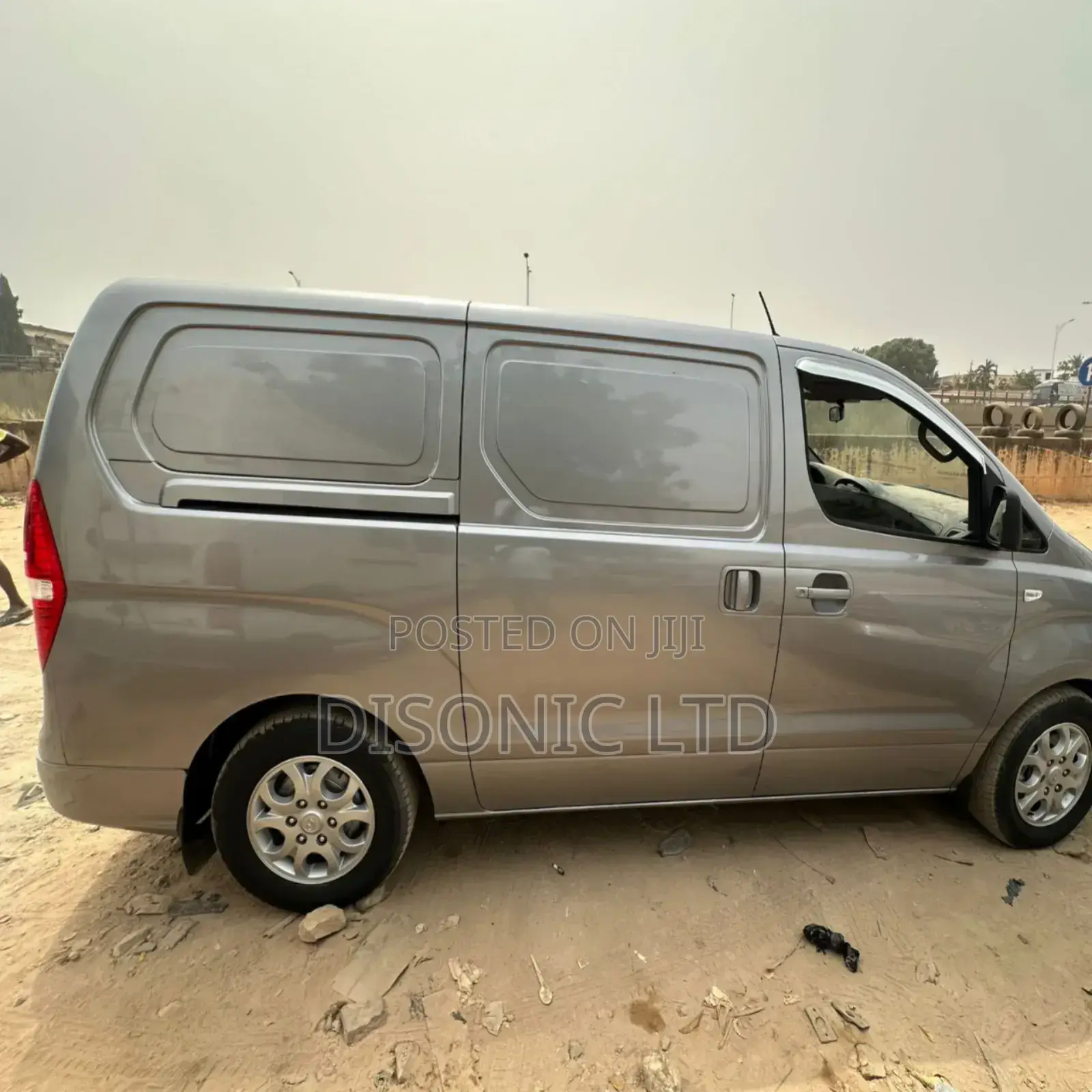 Hyundai Starex 2015 Silver