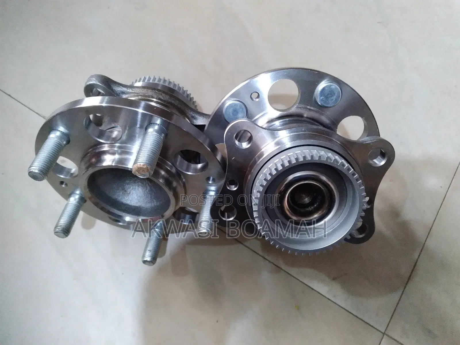 Hyundai Elantra 2013 Wheel Hubs Back 1pc