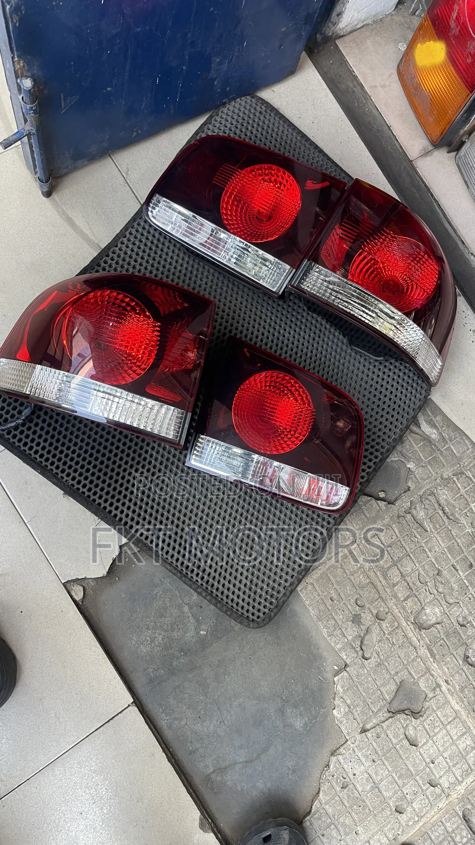 Volkswagen Touareg Taillight Dark Set 2007,2008,2009,2010,