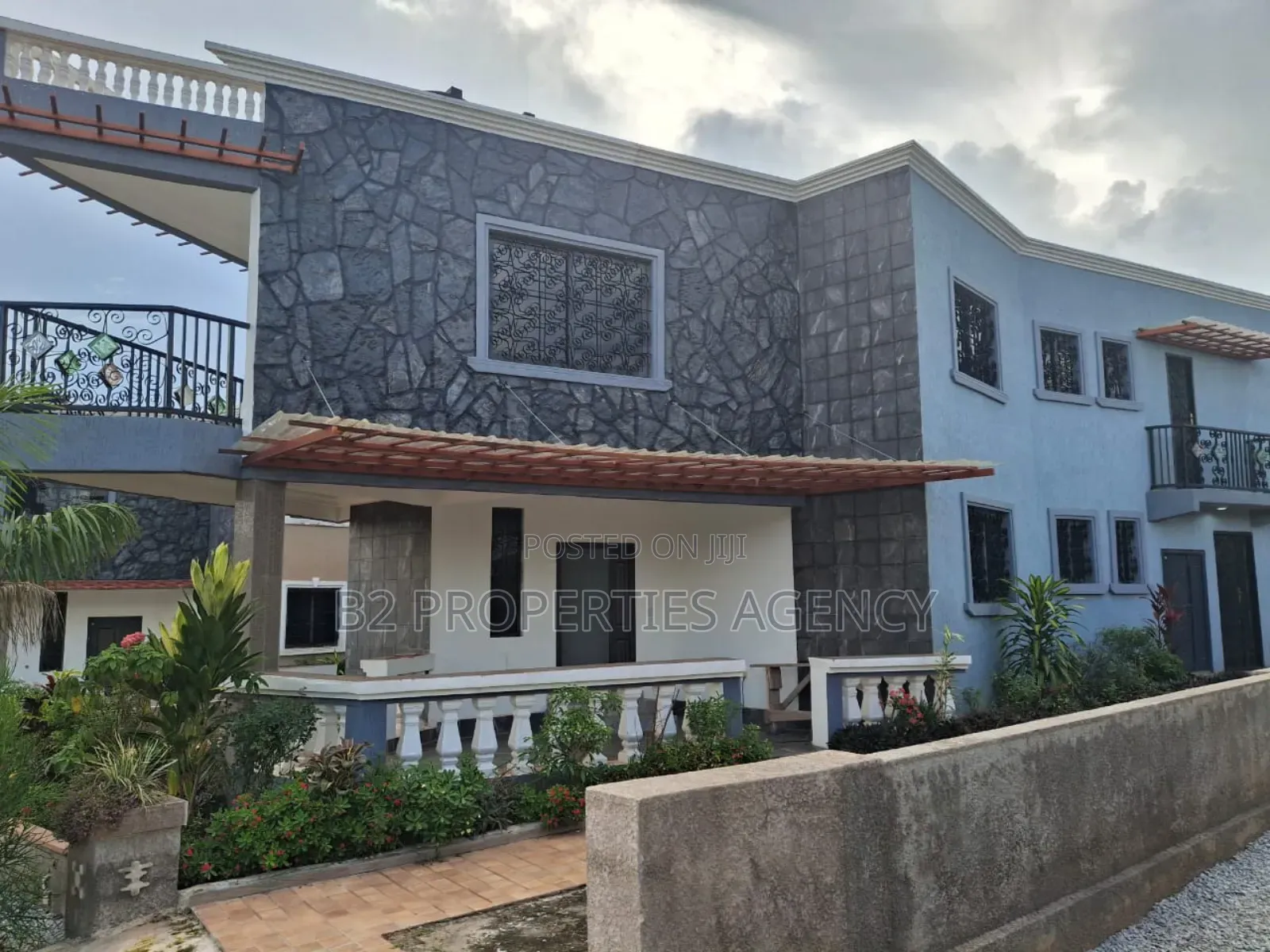 Furnished 2bdrm Apartment in B2Properties Agency, Kumasi Metropolitan