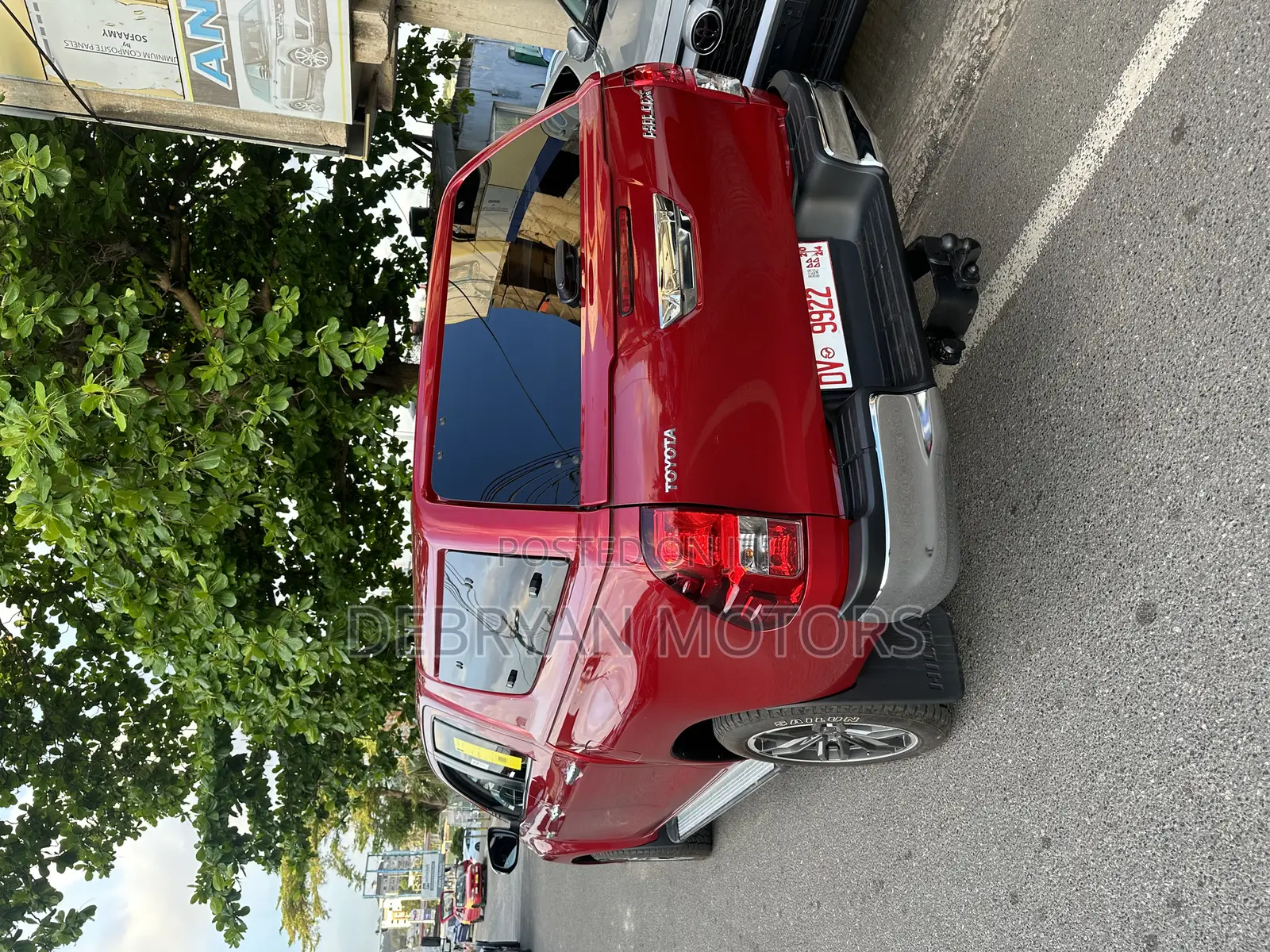 Toyota Hilux Revo Double Cab Deisel 2.4 AWD 2018 Red
