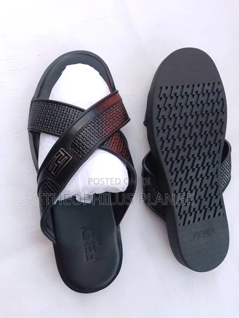 Zara Men Casual Slippers Brown