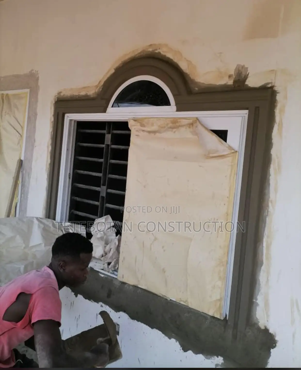 Window Design Decor Molding by Hand Using Mortar