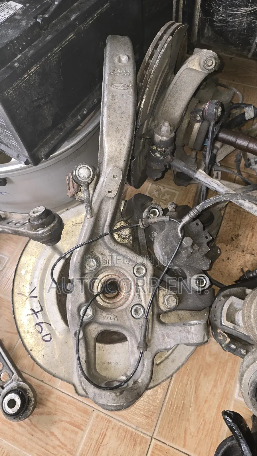 2016 - 2020 Jaguar F Pace / Xe/Xf Hubs- Front