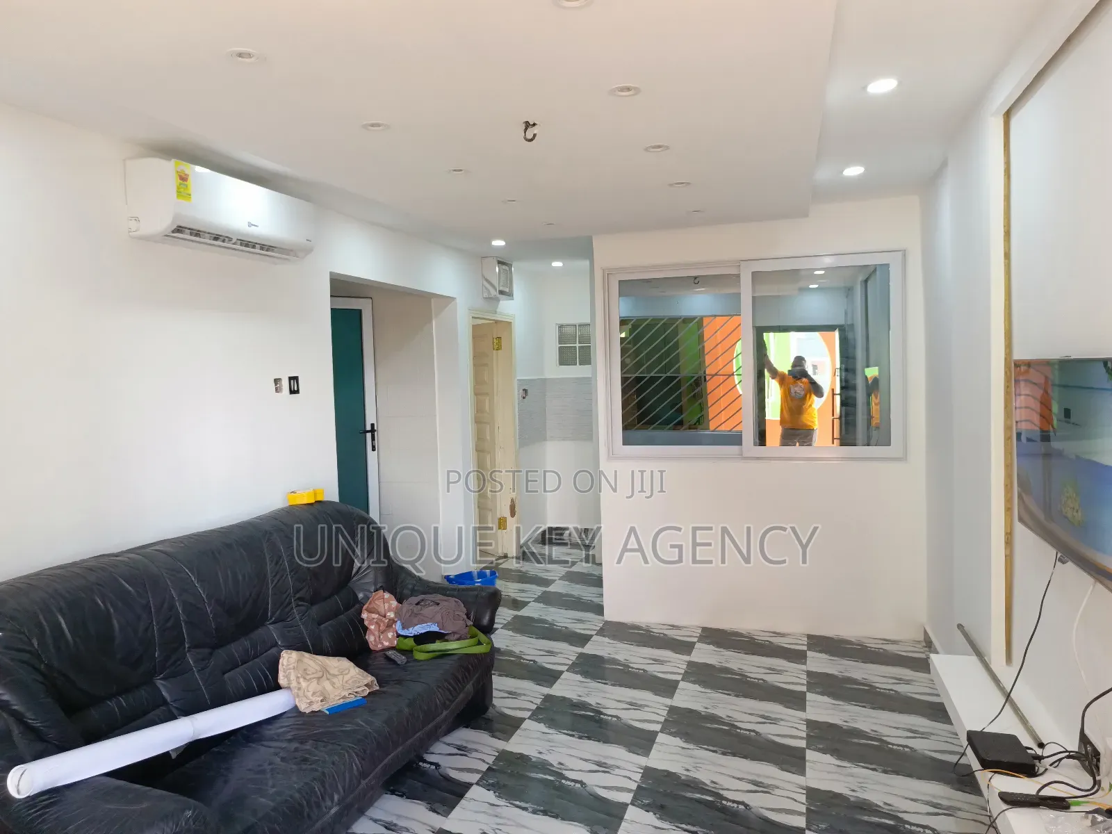 2bdrm Apartment in Unique Key Agency, Dzorwulu for rent
