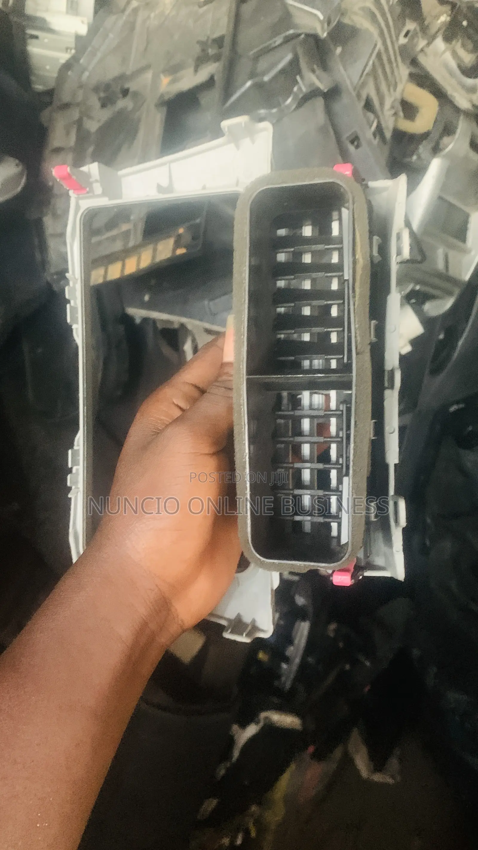 Toyota Vitz 2010 Tape Vent
