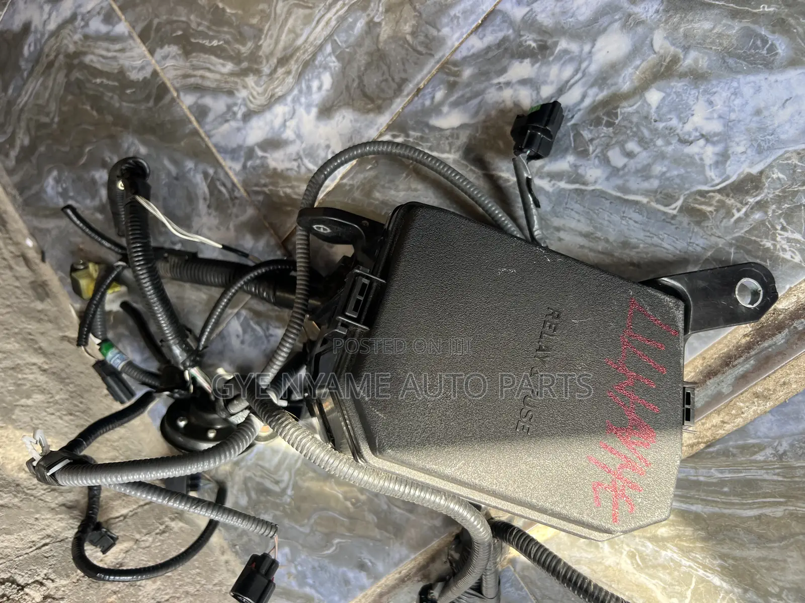 Toyota Highlander 2023 Model Small Engine Fuse Box