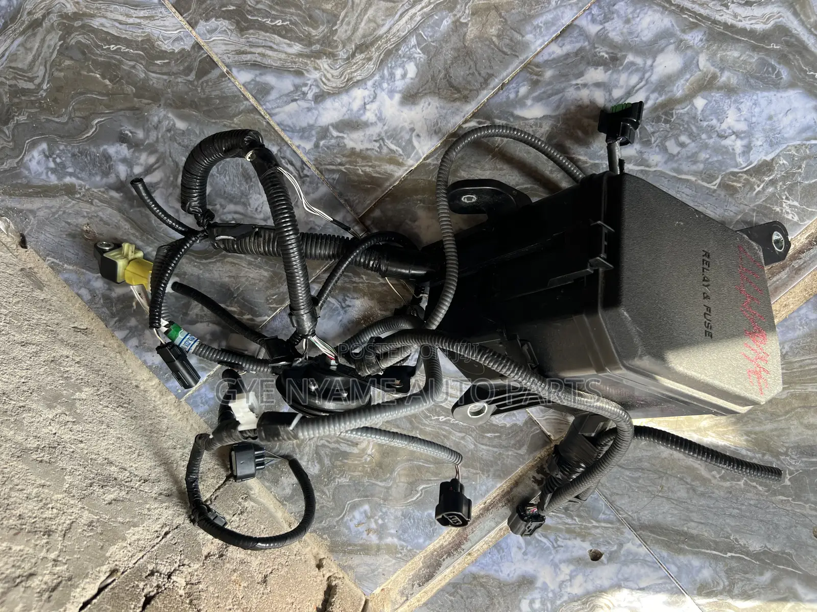 Toyota Highlander 2023 Model Small Engine Fuse Box