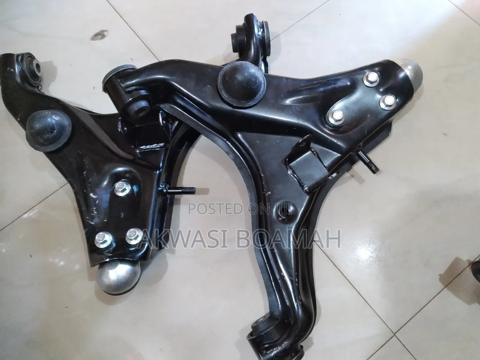 Mitsubishi Montero, L200 2019/2021 Low Arm Control Pair