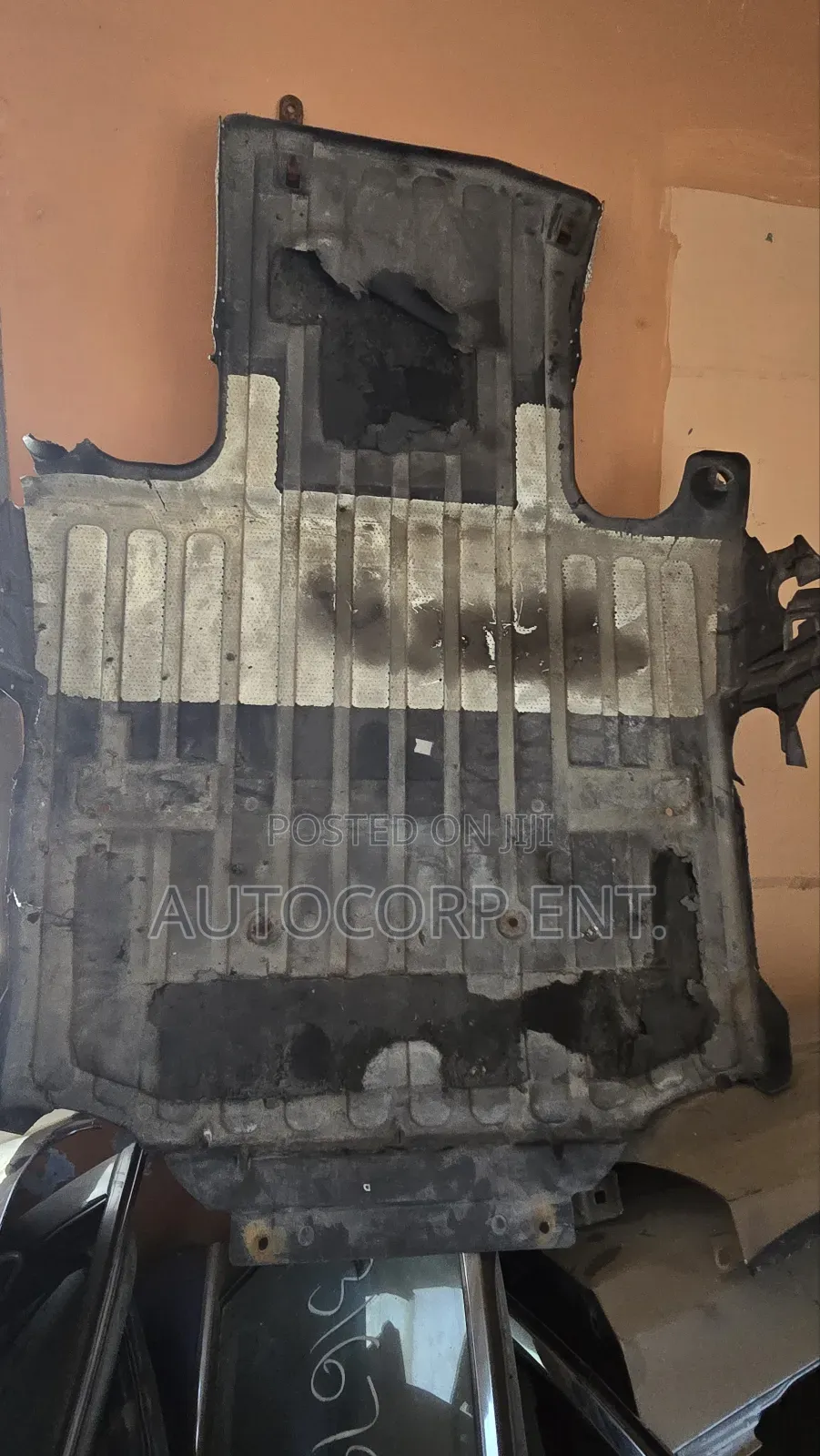 Original Jaguar Splash Guard