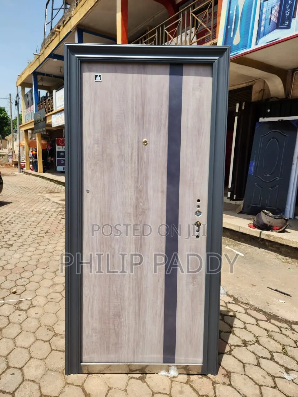 Smooth Security Door