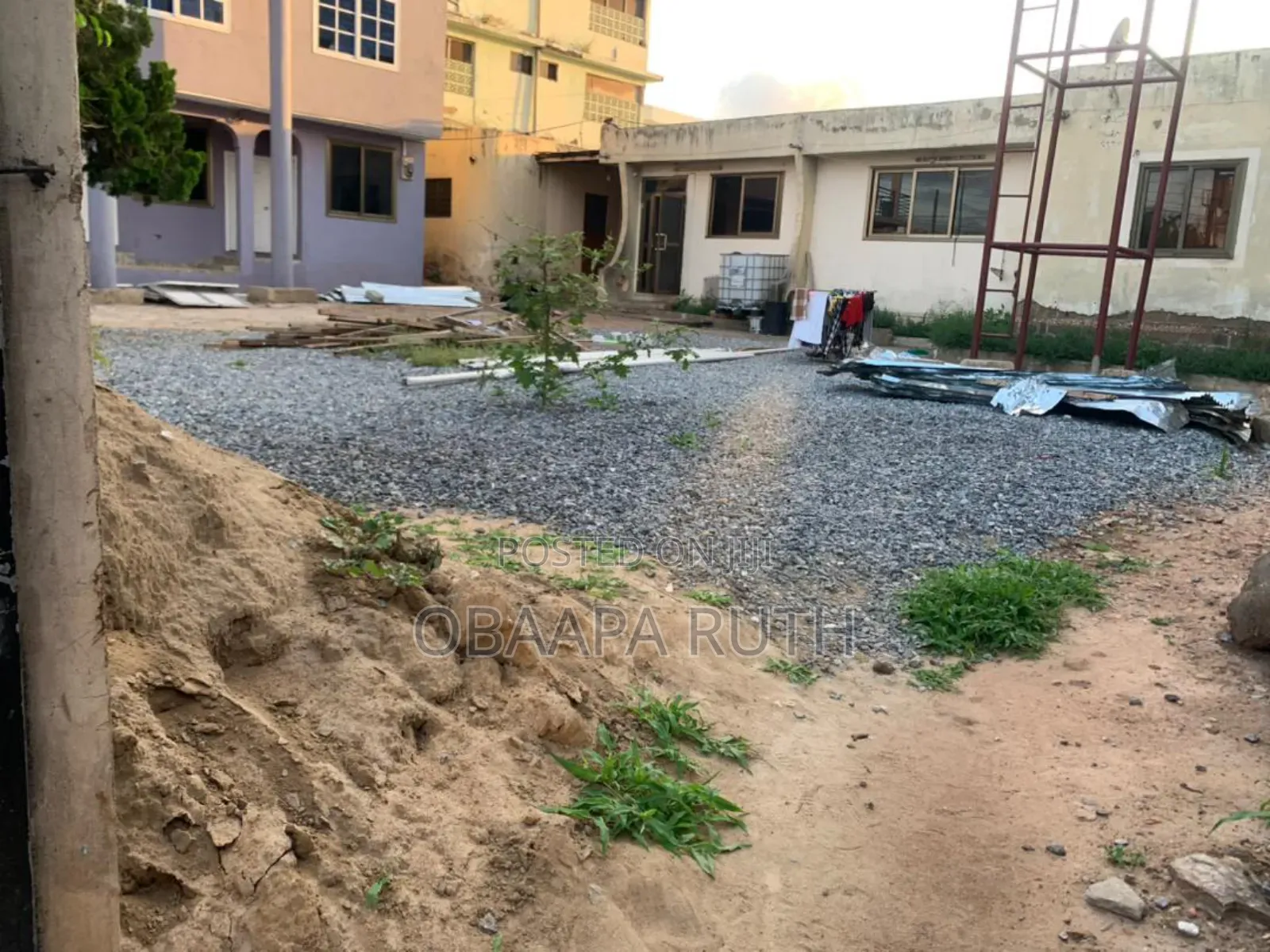 6bdrm Apartment in Achimota, Mile 7 for sale