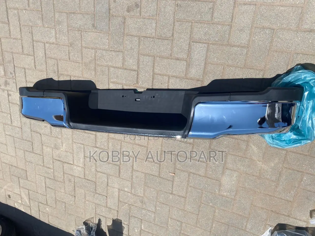 Toyota Hilux Back Bumper 2012 2013 2014 2015 2016 2017 2018