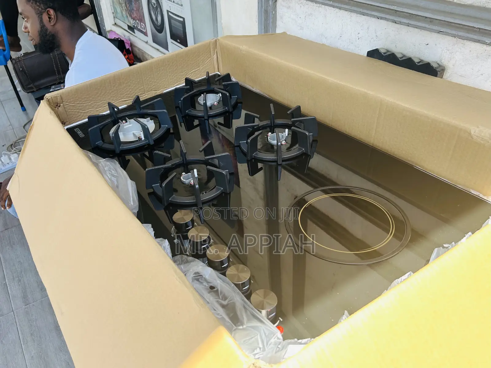 Sealed in Box Kenwood 4 Gas With 1 Electric Burner(Black).