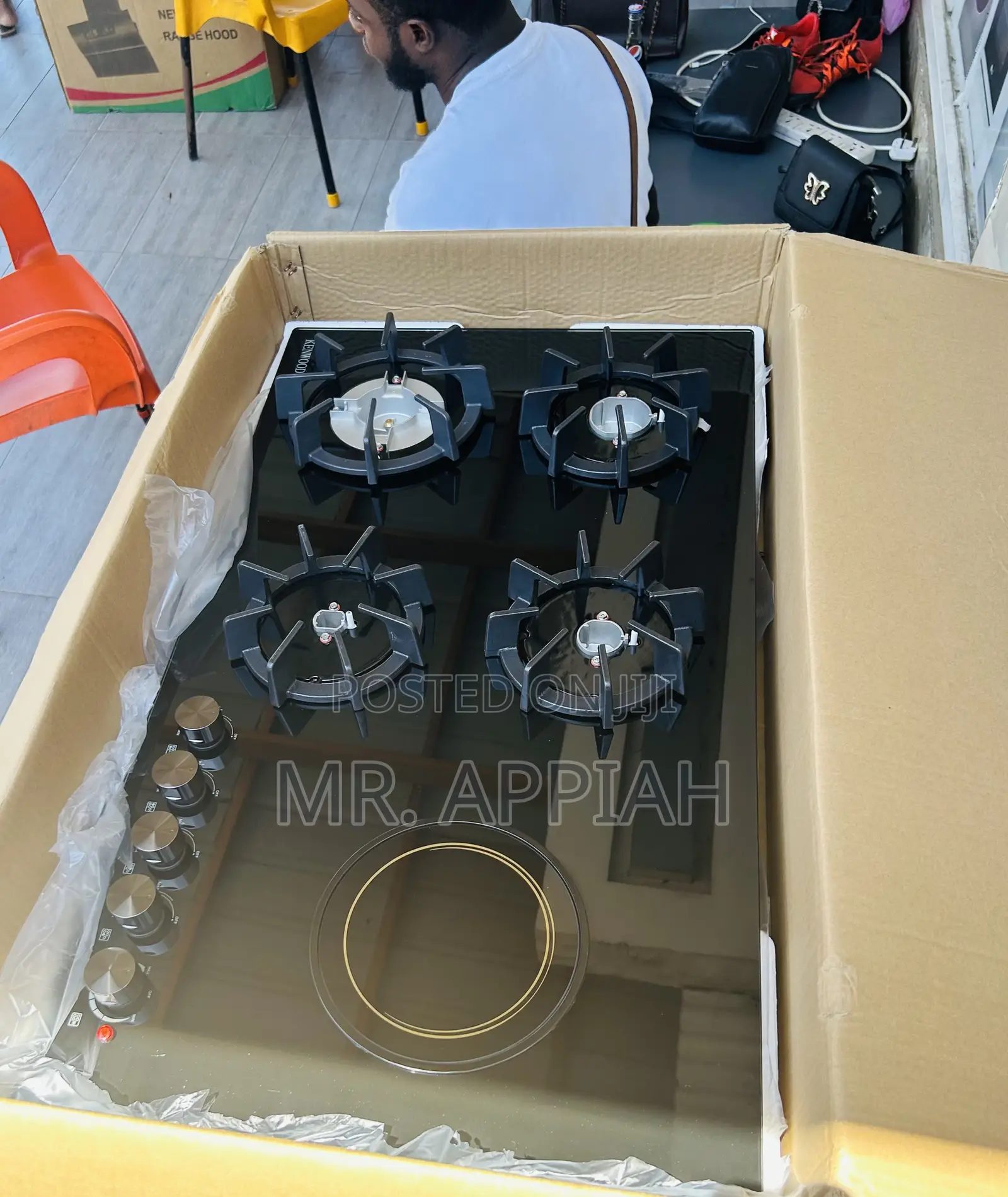 Latest Kenwood 60cm 4 Gas With 1 Electric Burner.