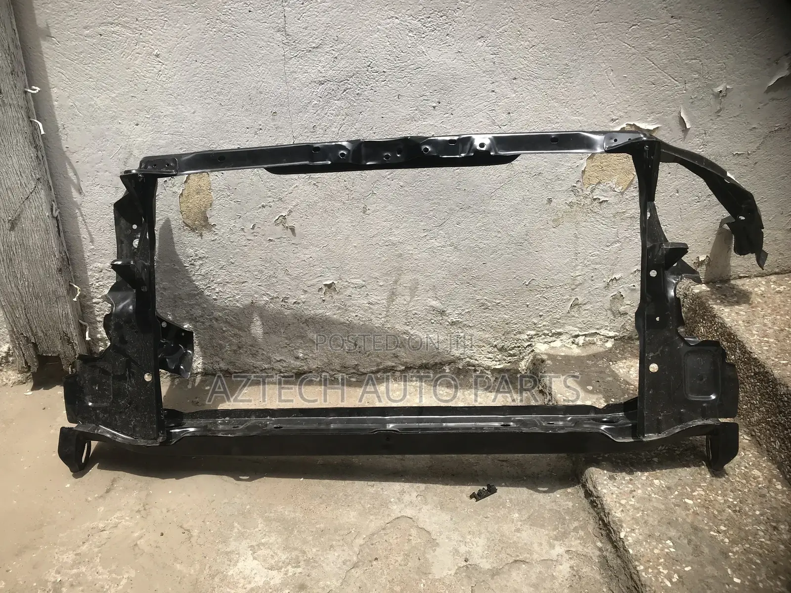 Toyota Corrolla 2004,2005,2006,2007,2008 Radiator Support
