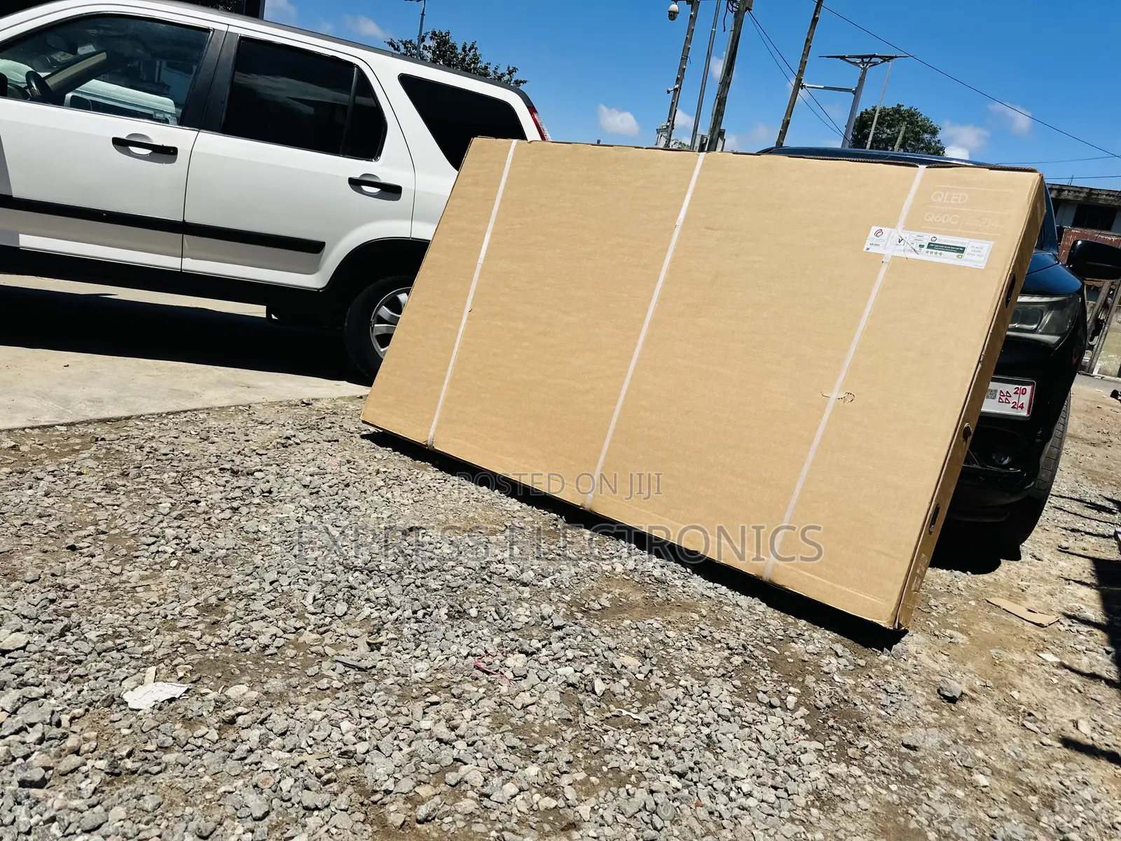 Compact Yet Powerful Qled Samsung 85”Q60c