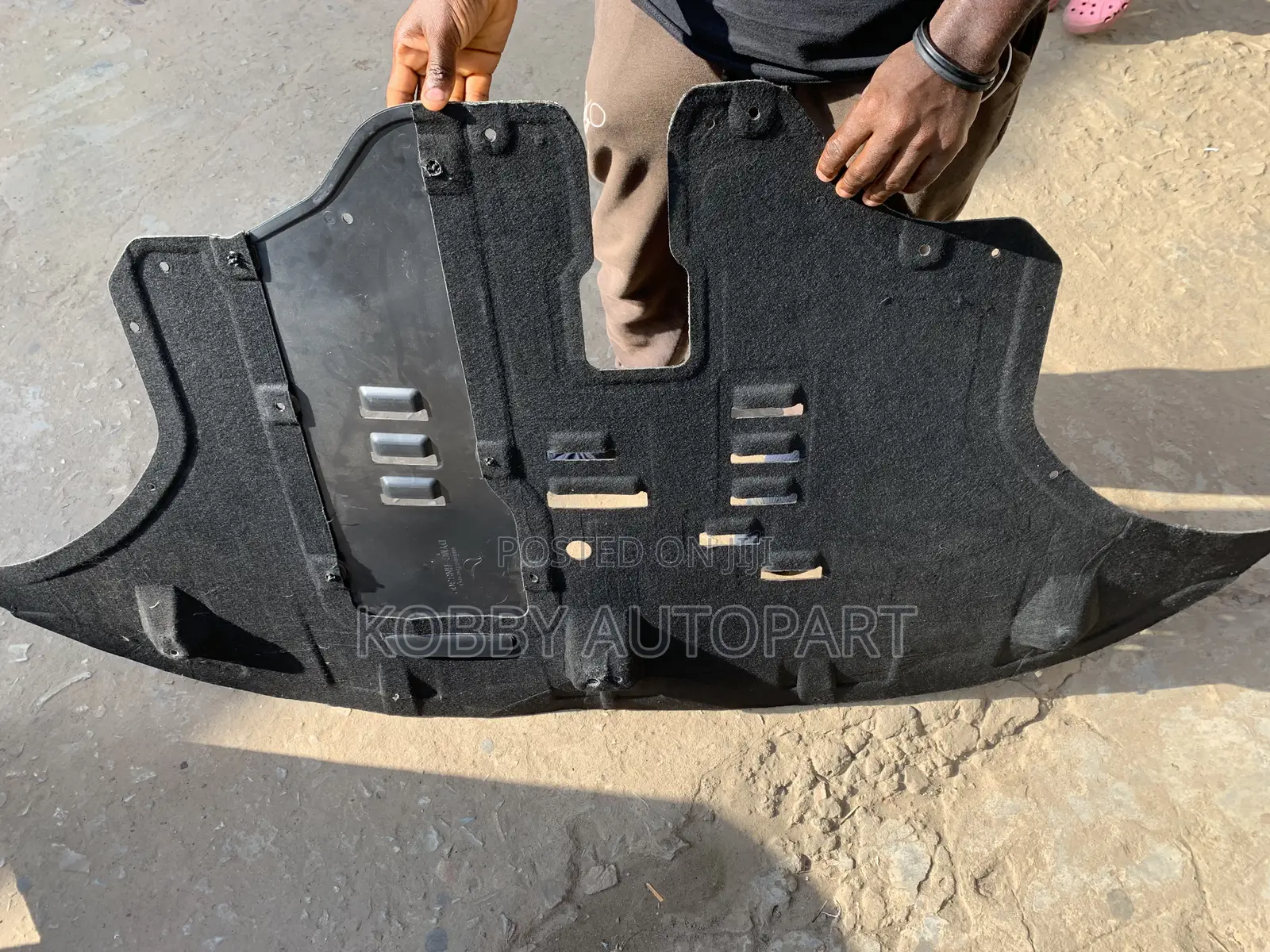 Santafe Under Cover Engine Panel