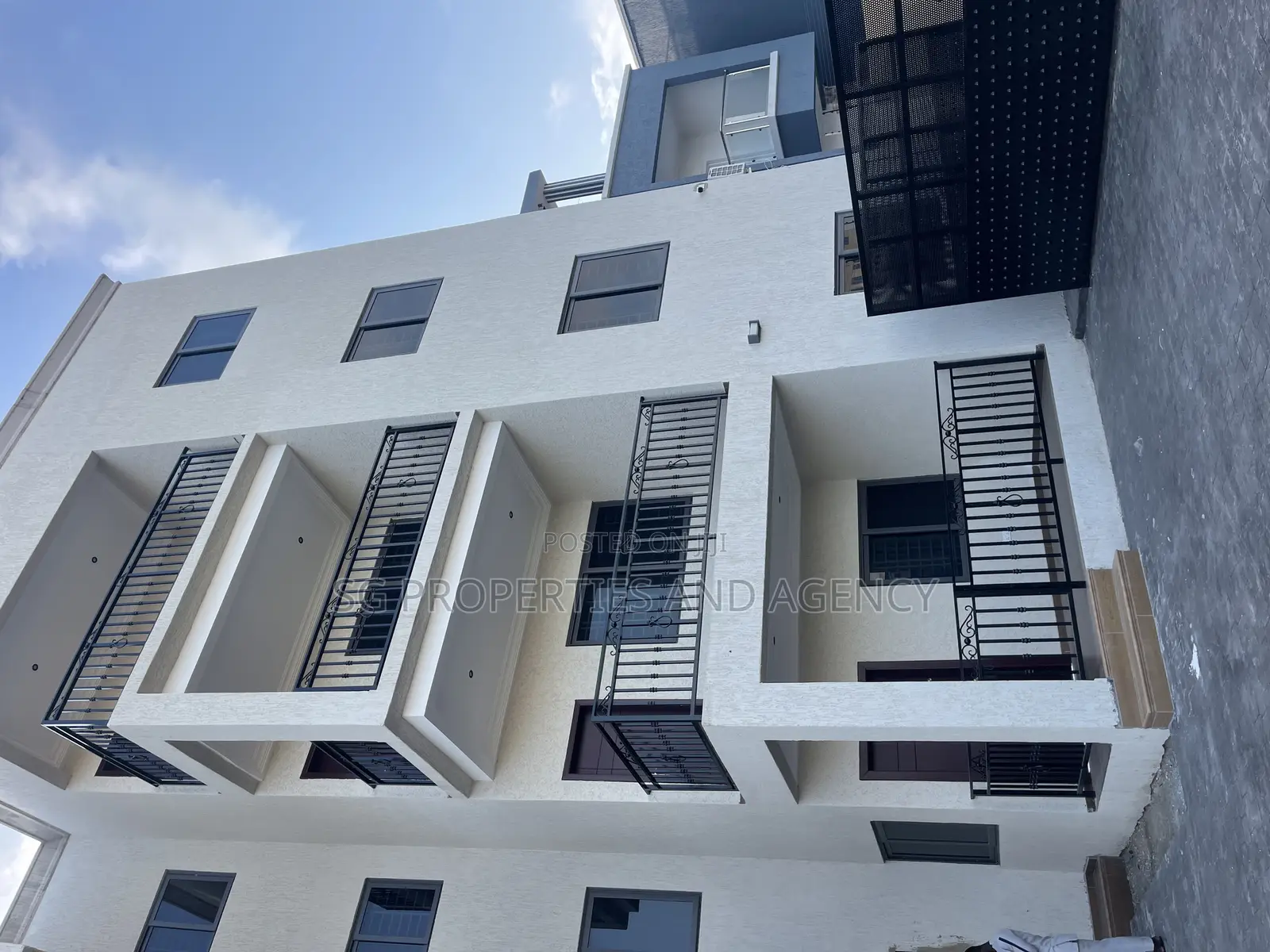 2bdrm Apartment in Lashibi, Spintex for rent