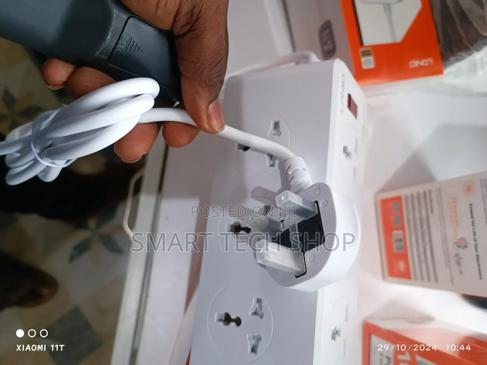 LDNIO Extension Power Socket Strip With 10 Sockets 6 Type-c