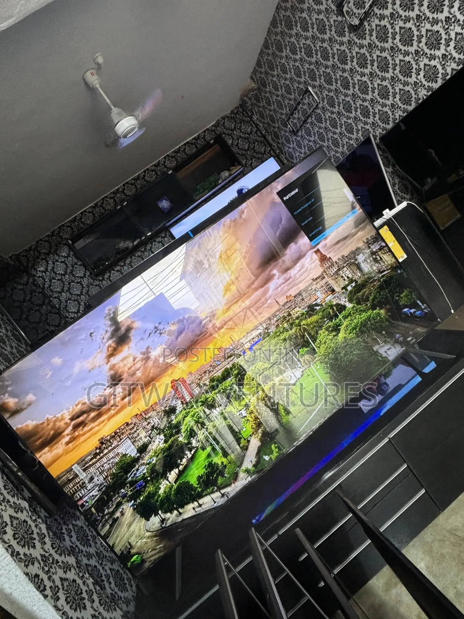 Brand New Samsung 85” Crystal Uhd Smart Tv 2022/23 Model