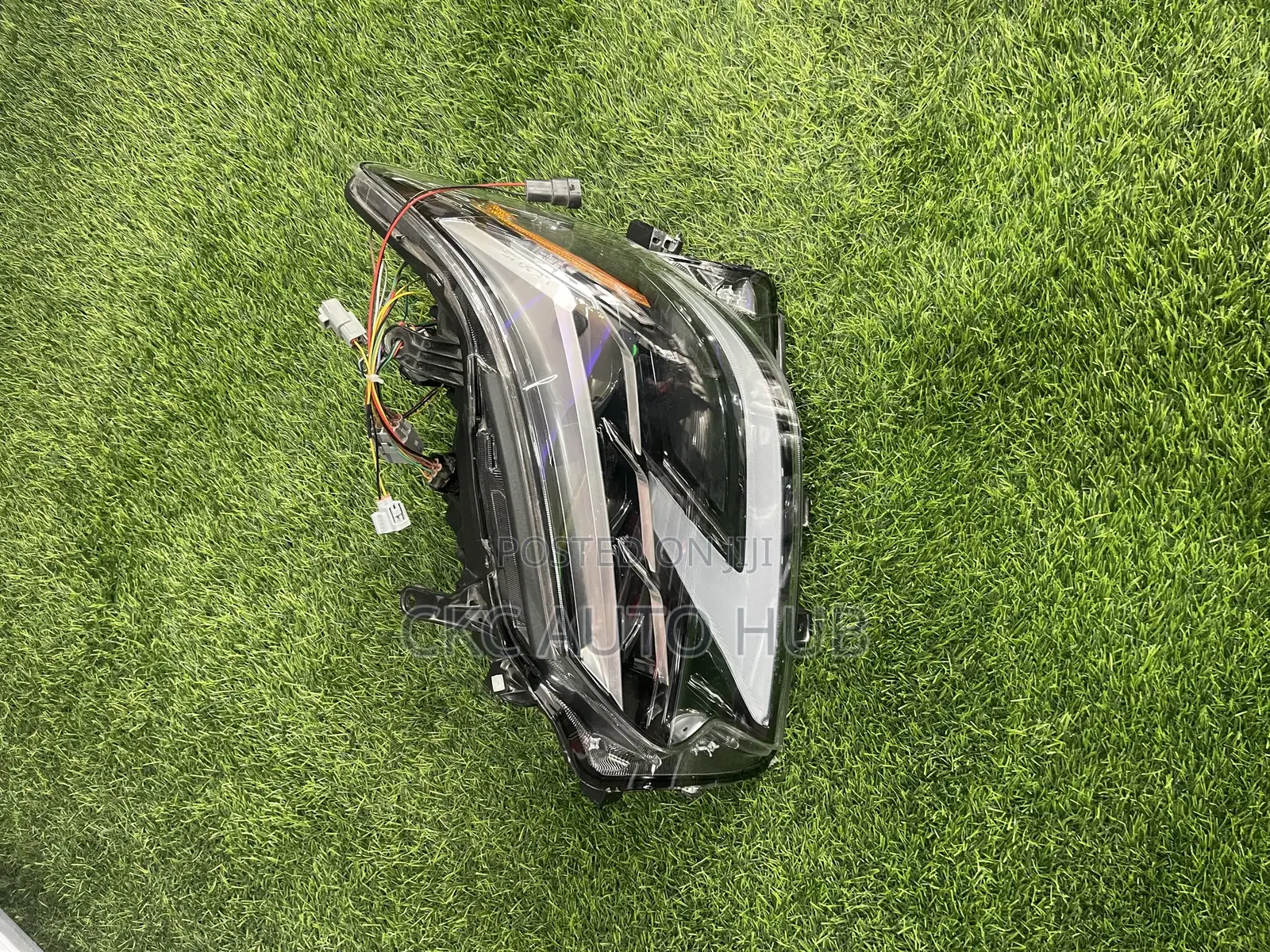 Lexus GX 4 60 Les Headlight