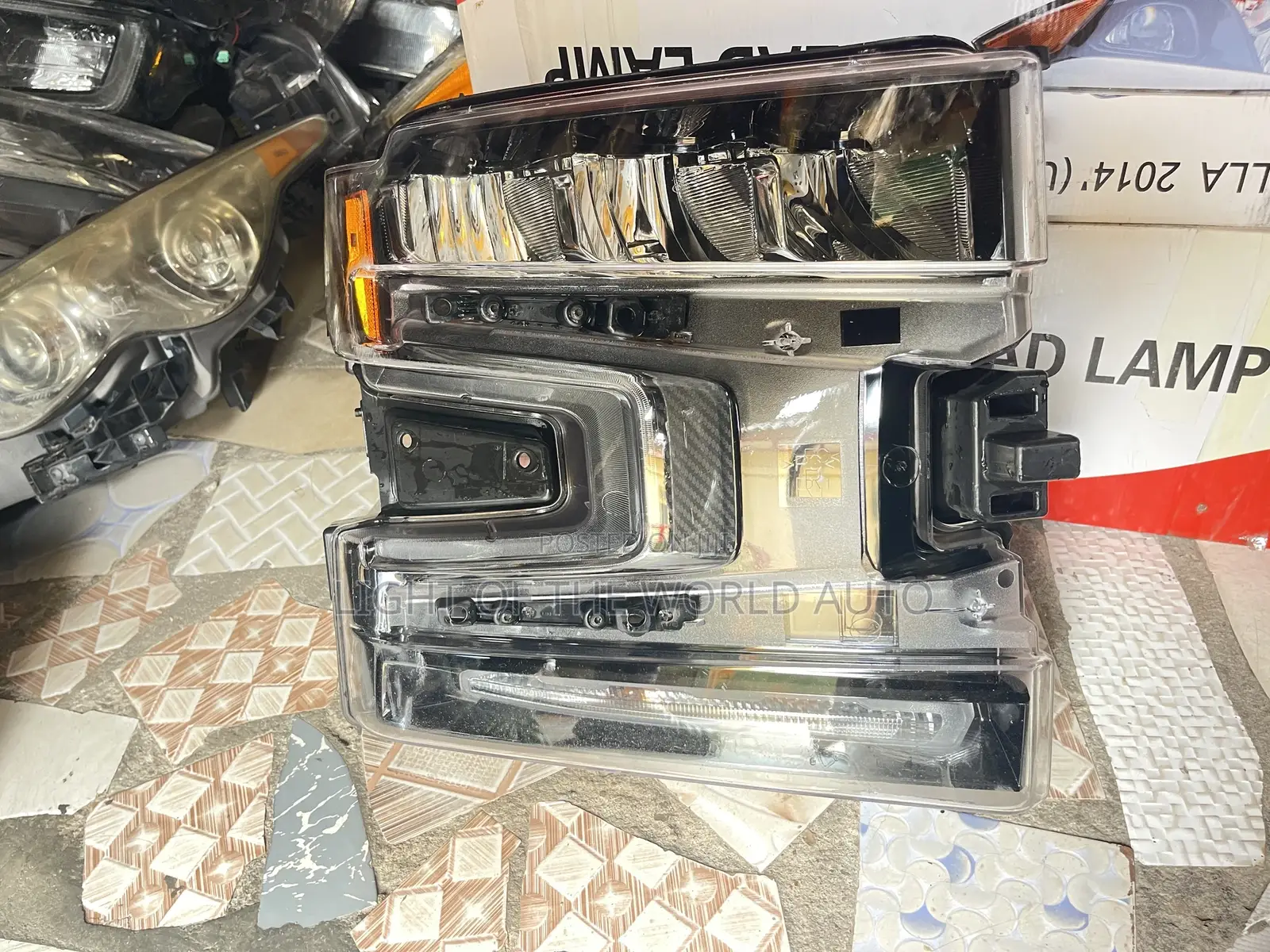 Chevrolet Silverado 1500 2019-21 Headlight Right Side